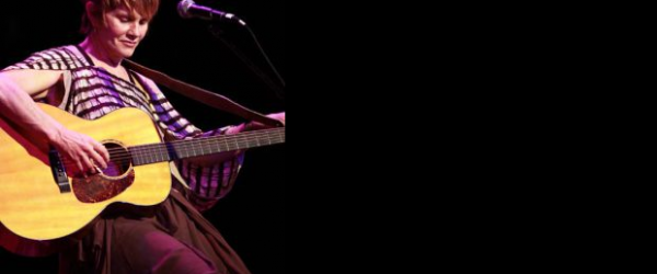 Shawn Colvin Serenades Sold-Out Landmark Audience